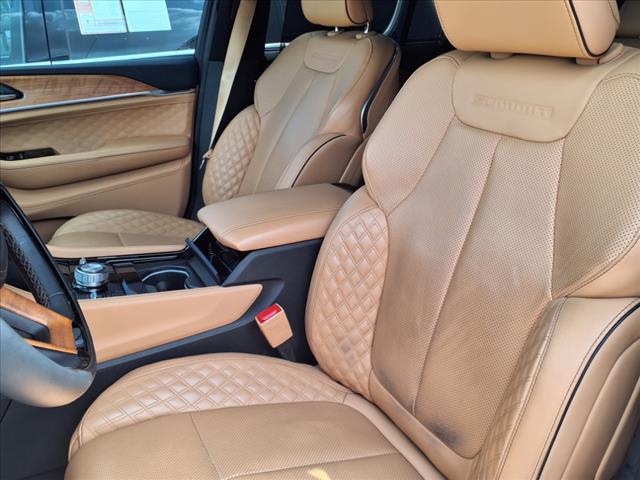 2022 Jeep Grand Cherokee Summit Reserve