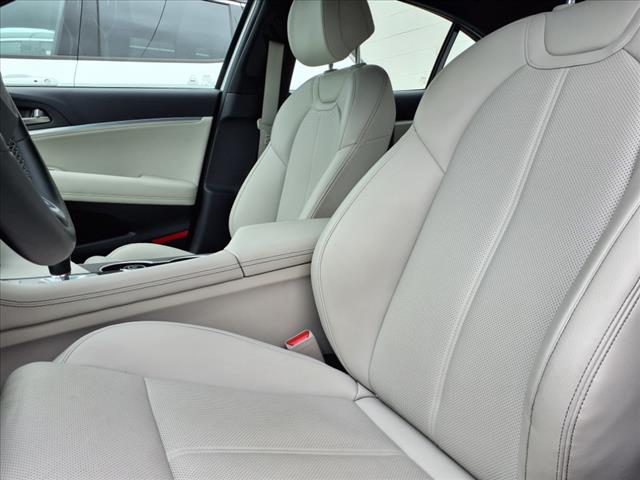 2024 Genesis G70 2.5T Standard