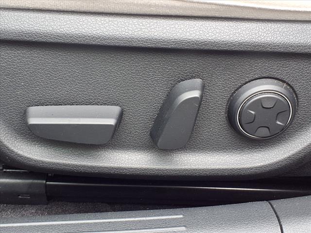 2024 Genesis G70 2.5T Standard