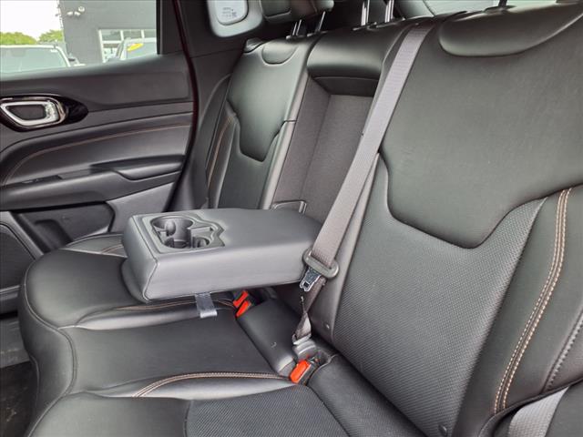 2022 Jeep Compass (Red) Edition