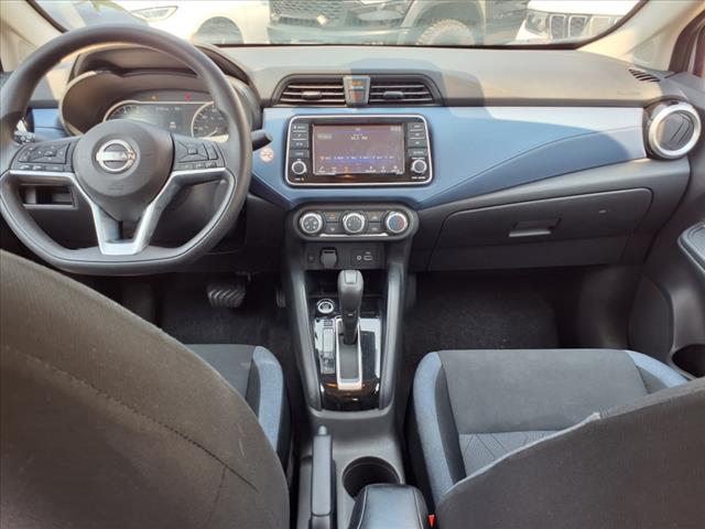 2023 Nissan Versa SV