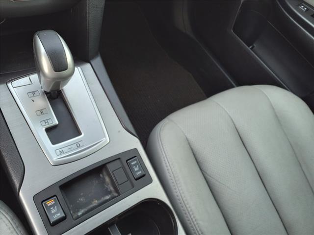 2010 Subaru Outback 2.5i Premium - Photo 15
