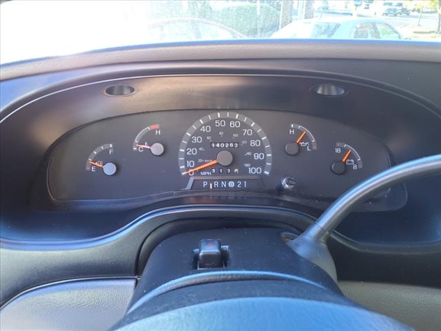 2001 Ford E-Series E-250 - Photo 16