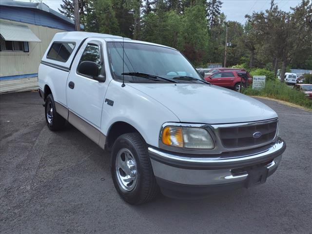 1998 Ford F-150 XL - Photo 1