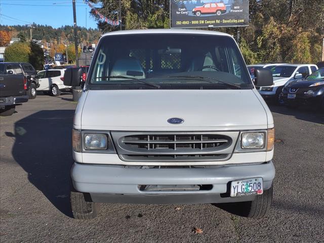 2001 Ford E-Series E-250 - Photo 2