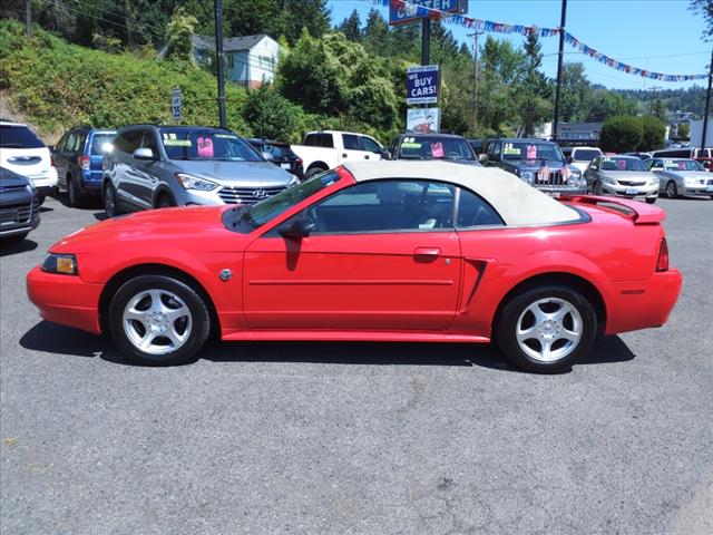 2004 Ford Mustang Deluxe - Photo 4