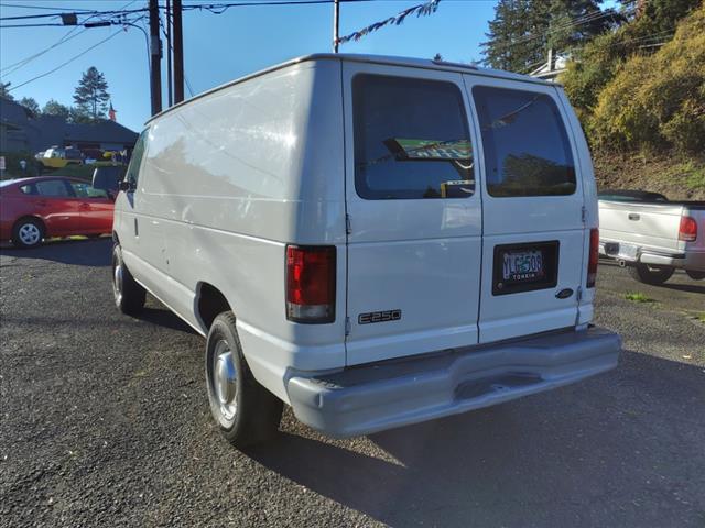 2001 Ford E-Series E-250 - Photo 5