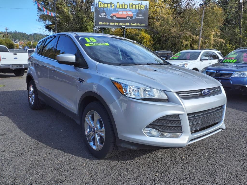 2015 Ford Escape SE - main photo