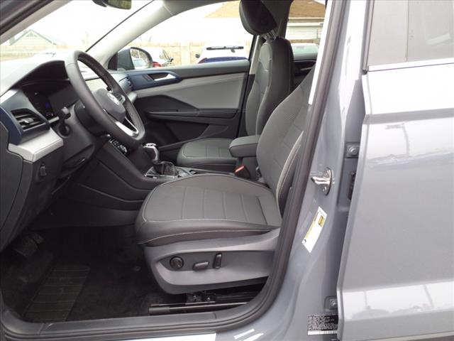 2024 Volkswagen Taos SE 4Motion