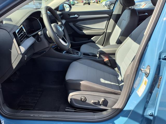 2025 Volkswagen Jetta SE