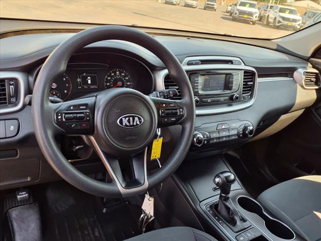 2016 Kia Sorento LX
