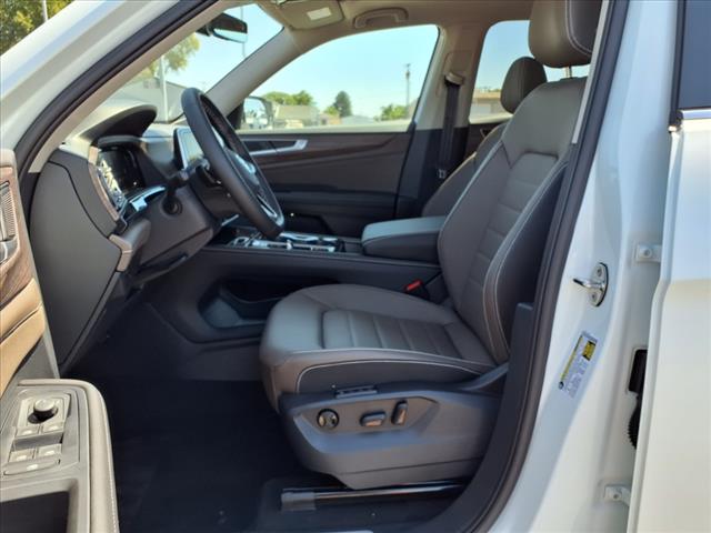 2025 Volkswagen Atlas 2.0T SEL