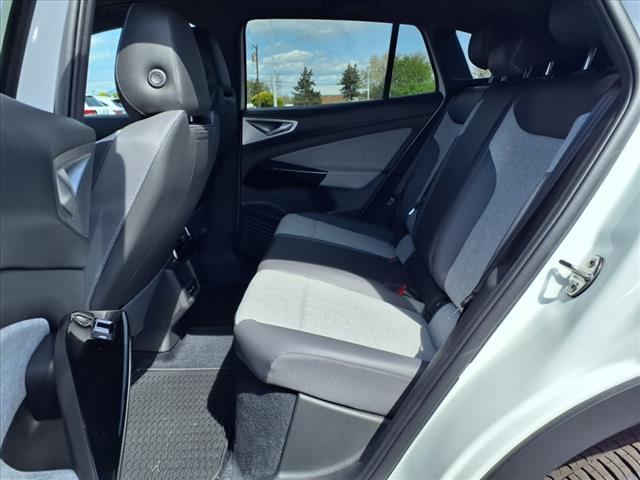 2025 Volkswagen ID.4 Pro