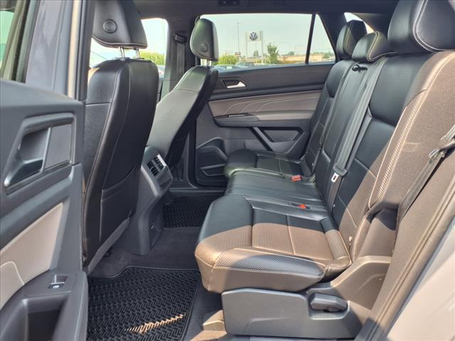 2022 Volkswagen Atlas Cross Sport 2.0T SE w/Technology