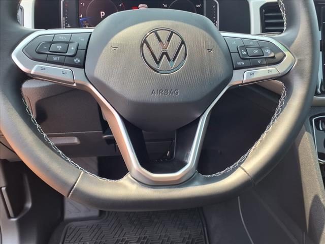 2022 Volkswagen Atlas Cross Sport 2.0T SE w/Technology
