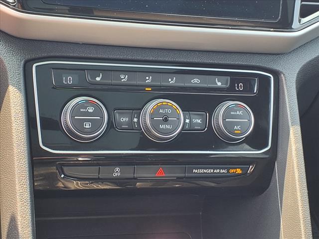 2022 Volkswagen Atlas Cross Sport 2.0T SE w/Technology