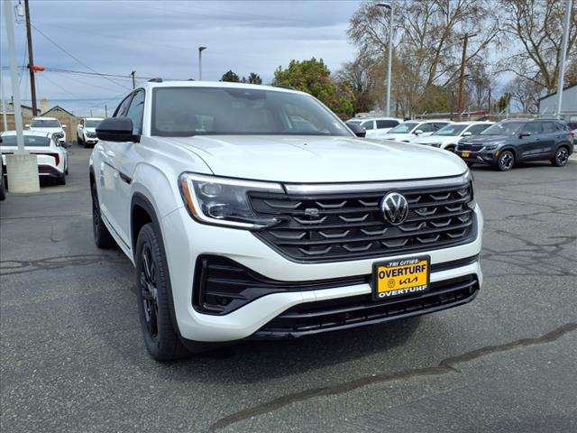2025 Volkswagen Atlas Cross Sport SEL R-Line Black 4Motion