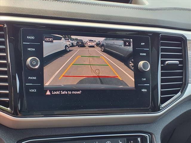 2022 Volkswagen Atlas Cross Sport 2.0T SE w/Technology