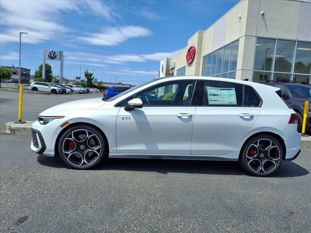 2025 Volkswagen Golf GTI Autobahn