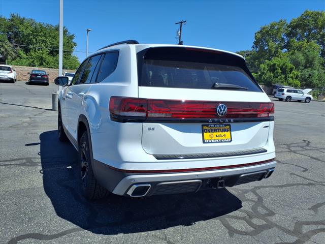 2025 Volkswagen Atlas 2.0T Peak Edition