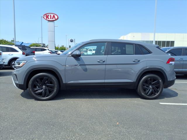 2022 Volkswagen Atlas Cross Sport 2.0T SE w/Technology