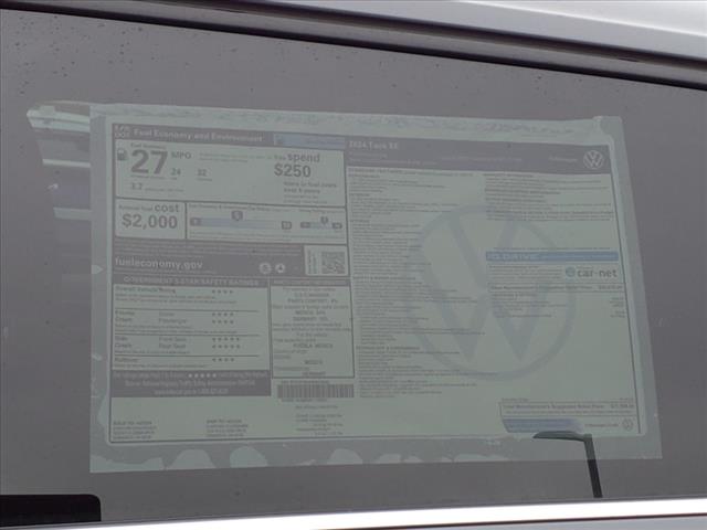 2024 Volkswagen Taos SE 4Motion