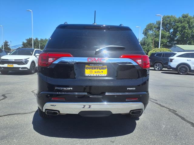 2017 GMC Acadia Denali