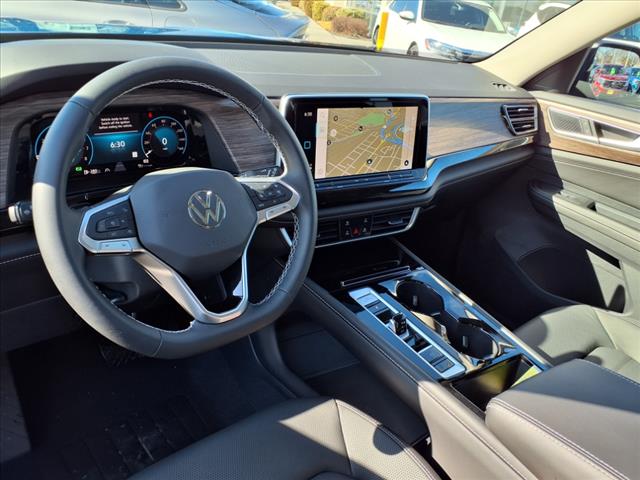 2025 Volkswagen Atlas 2.0T SEL