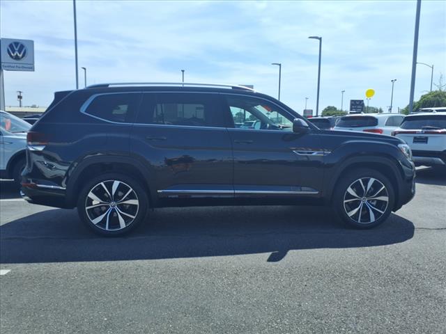 2024 Volkswagen Atlas 2.0T SEL Premium R-Line