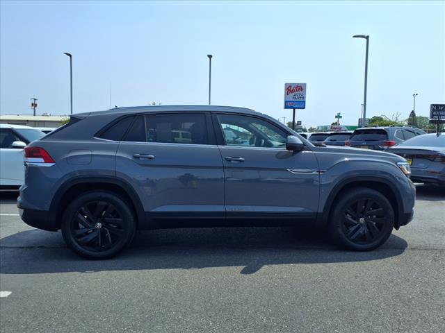 2022 Volkswagen Atlas Cross Sport 2.0T SE w/Technology