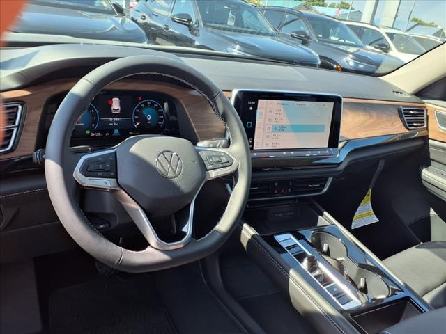 2025 Volkswagen Atlas 2.0T SE