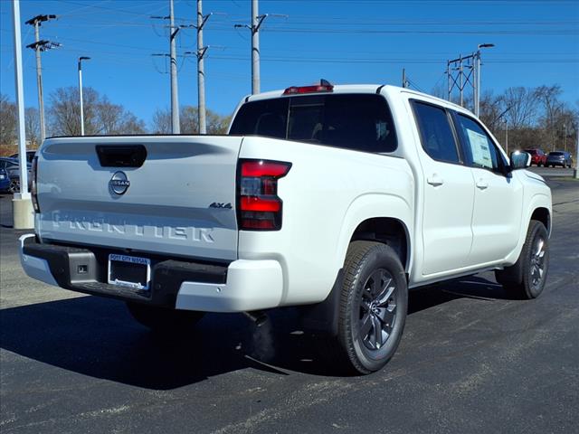 2025 Nissan Frontier SV