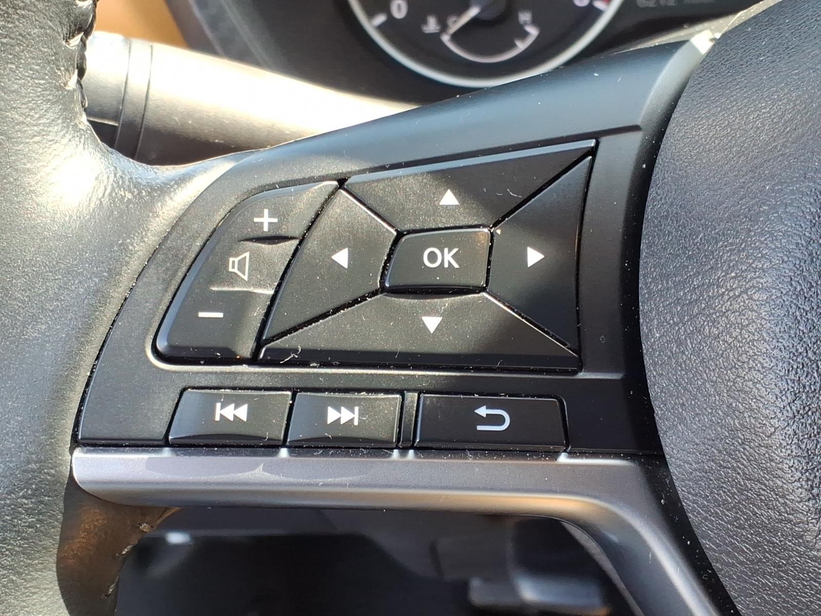 NissanSentra12