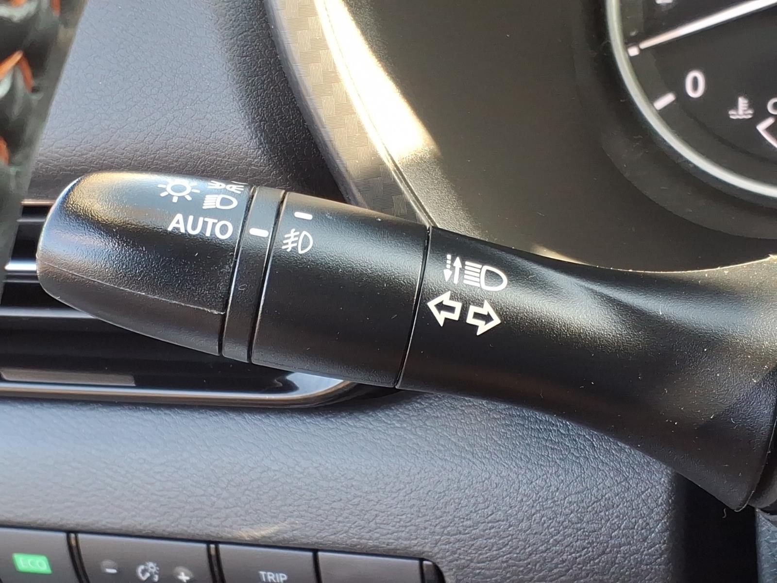 NissanSentra12