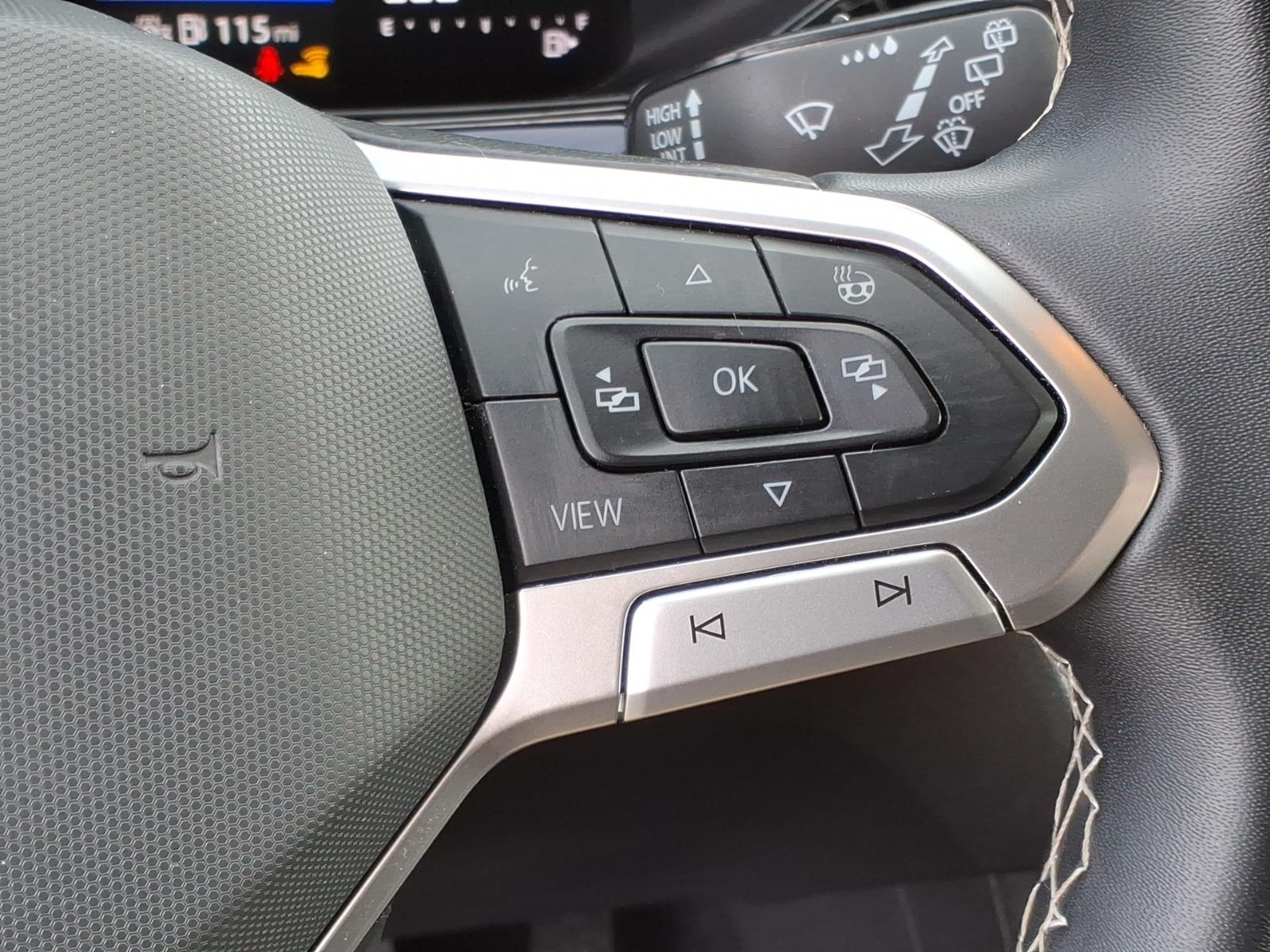 VolkswagenTaos12