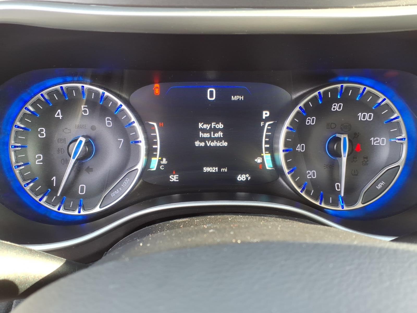 ChryslerPacifica15