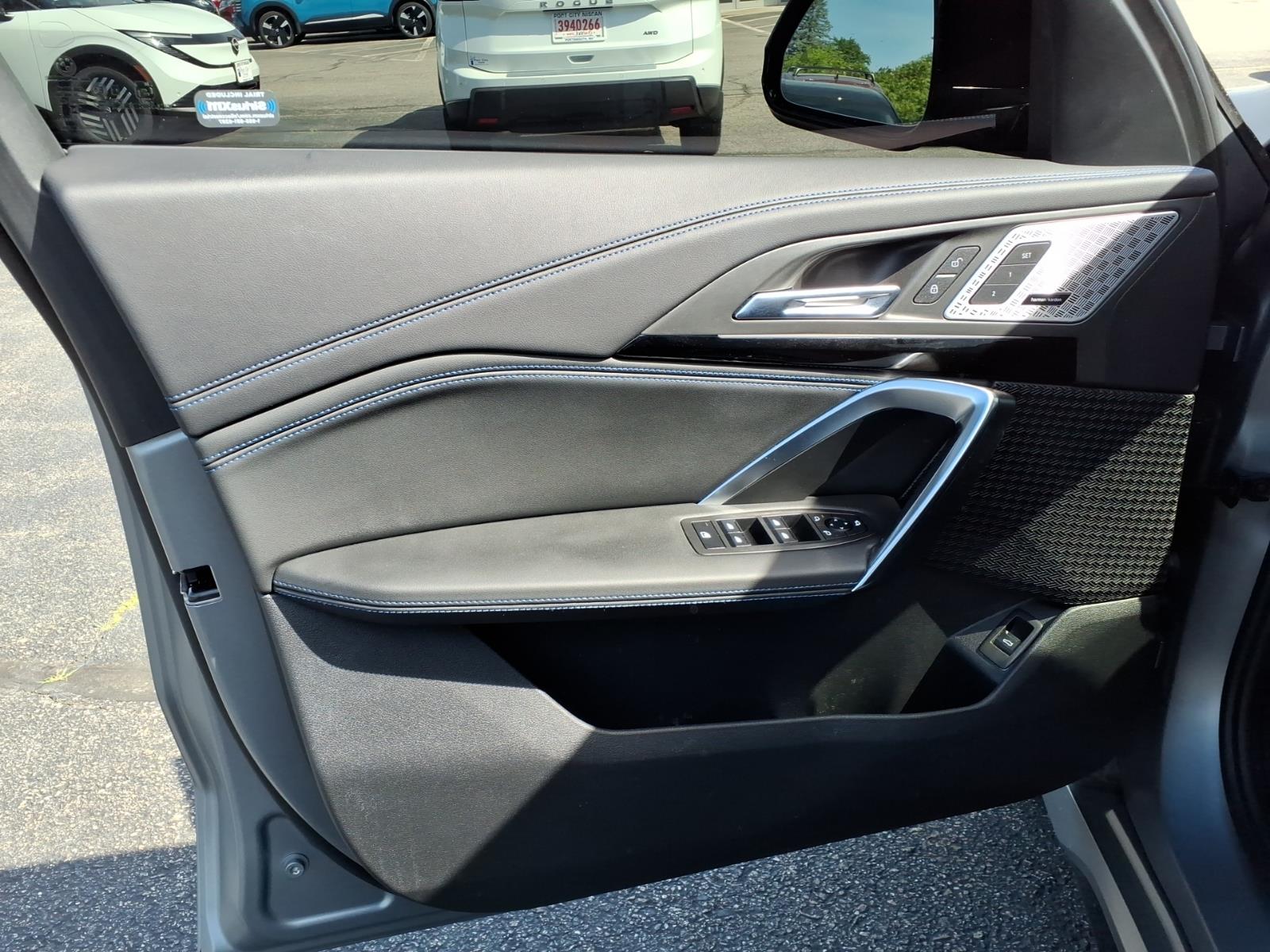 BMWX118