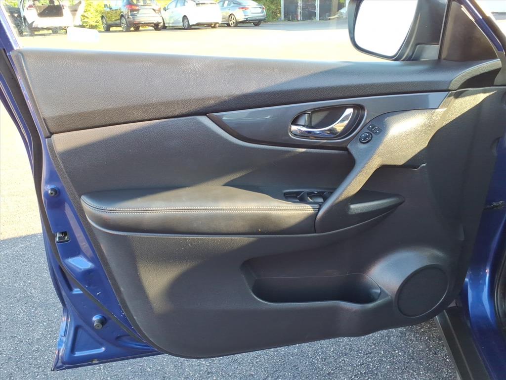 NissanRogue18