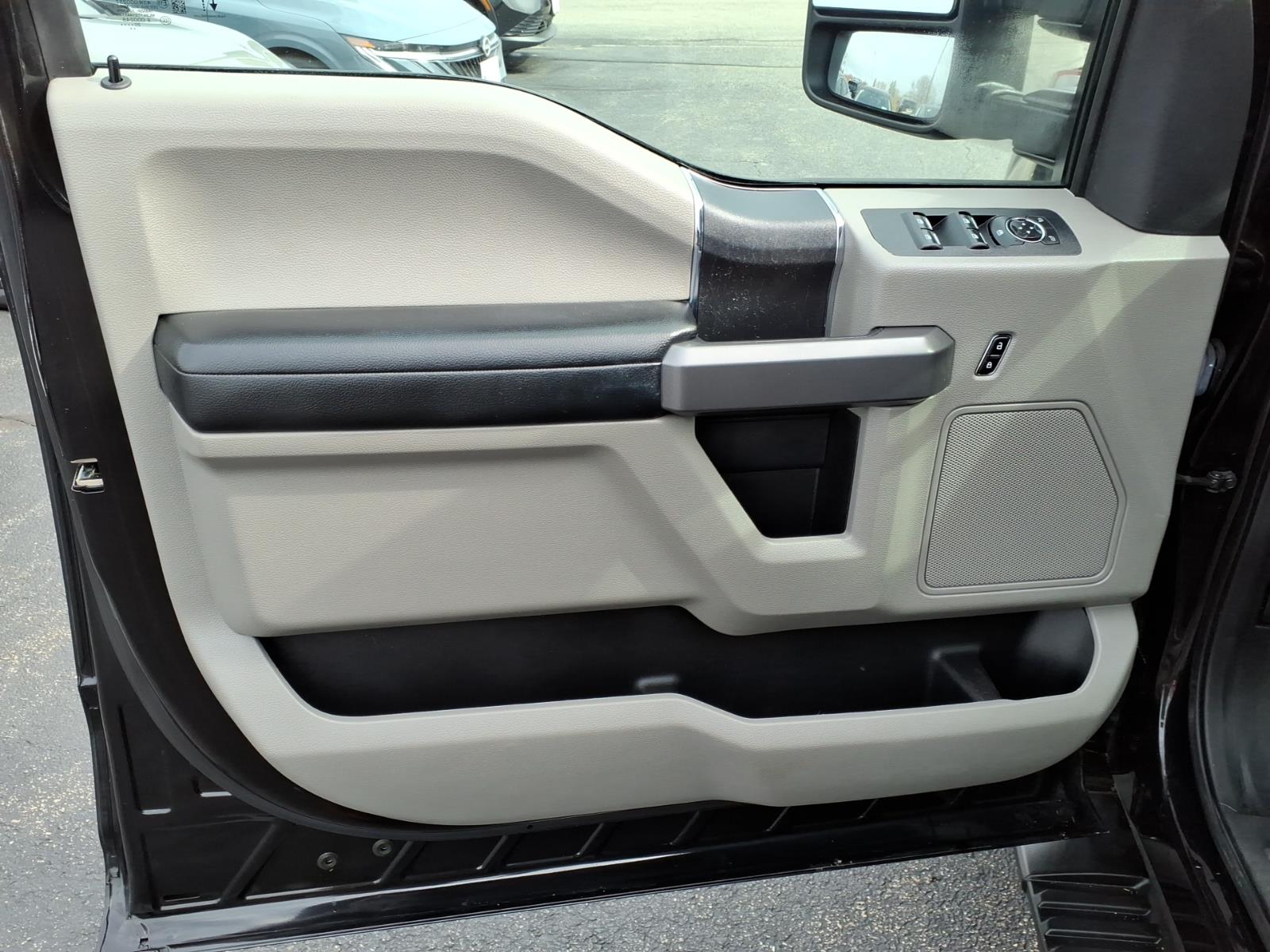 FordF-15019