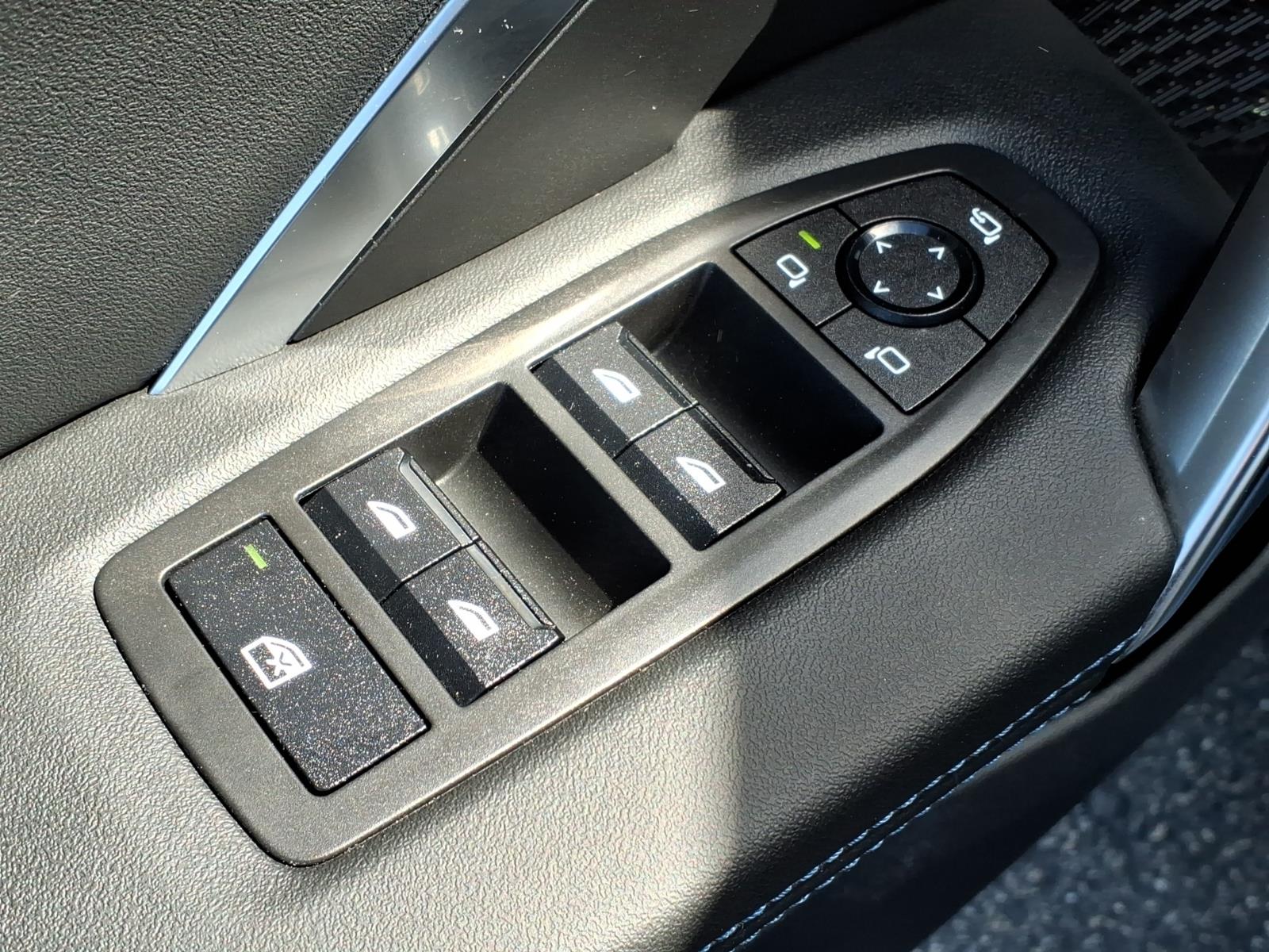 BMWX119