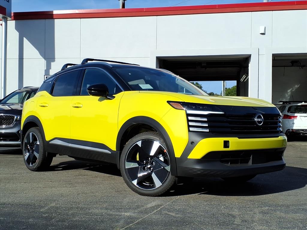 2026 Nissan Kicks SR