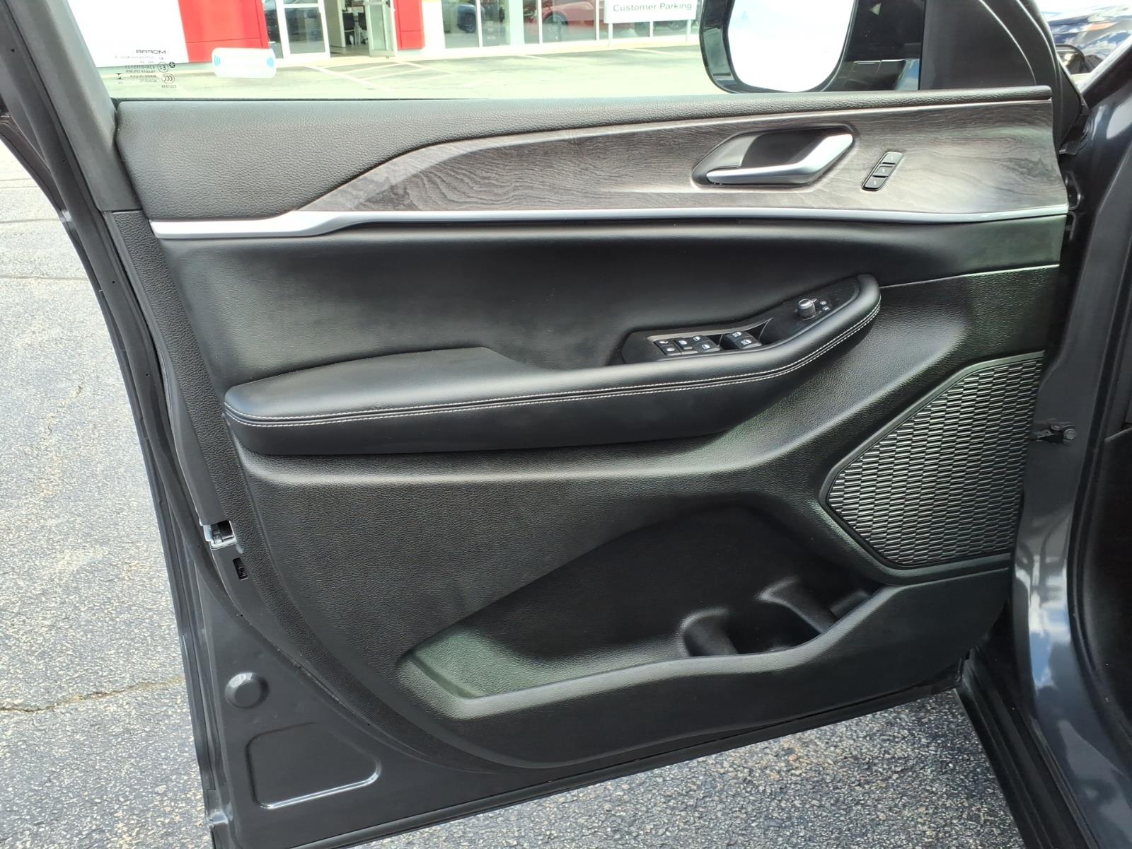 JeepGrand Cherokee20