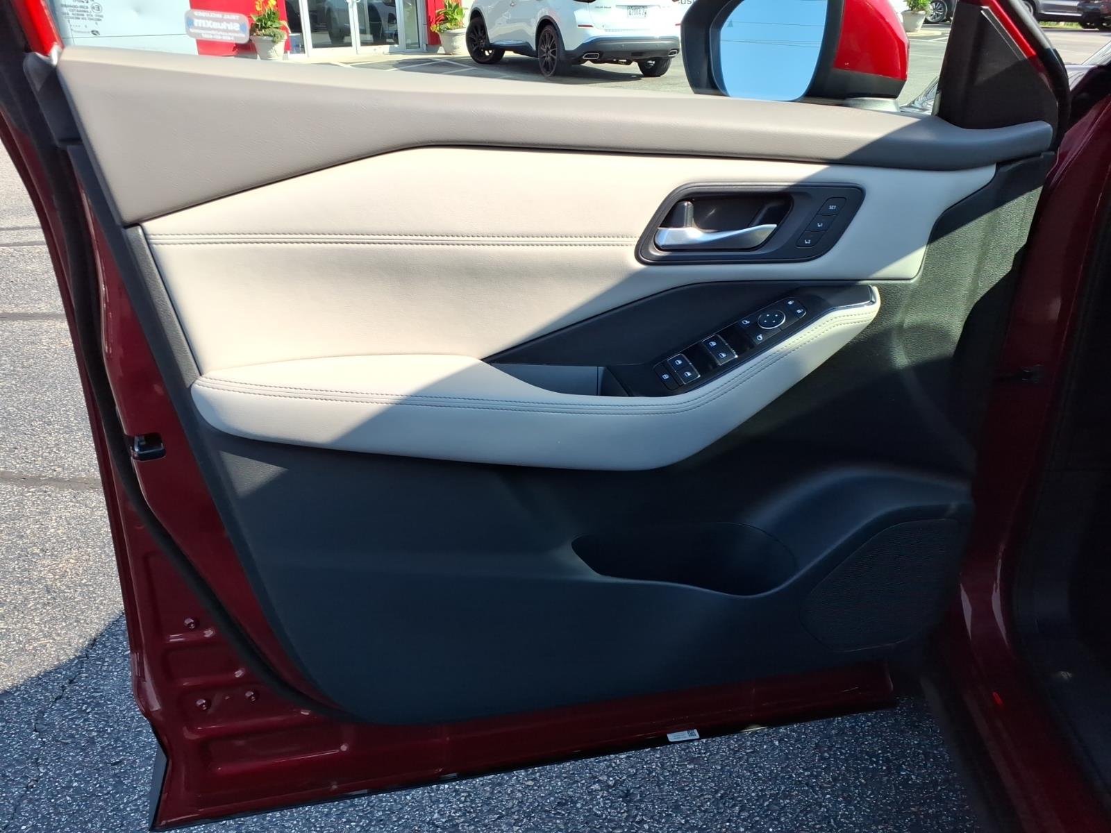 NissanRogue20