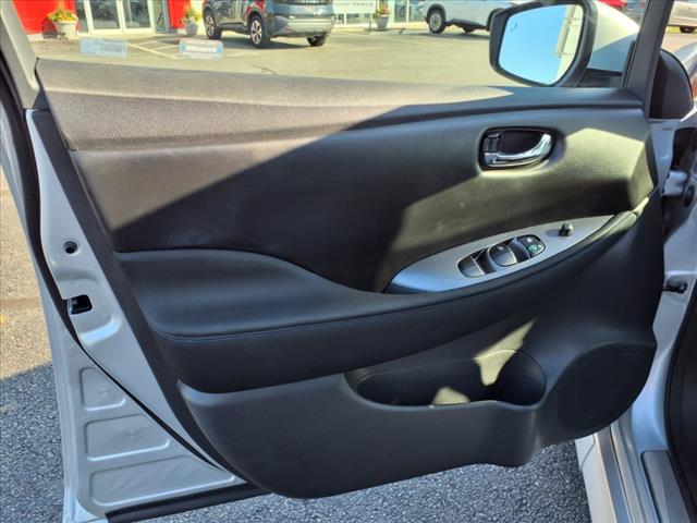 2022 Nissan LEAF S PLUS