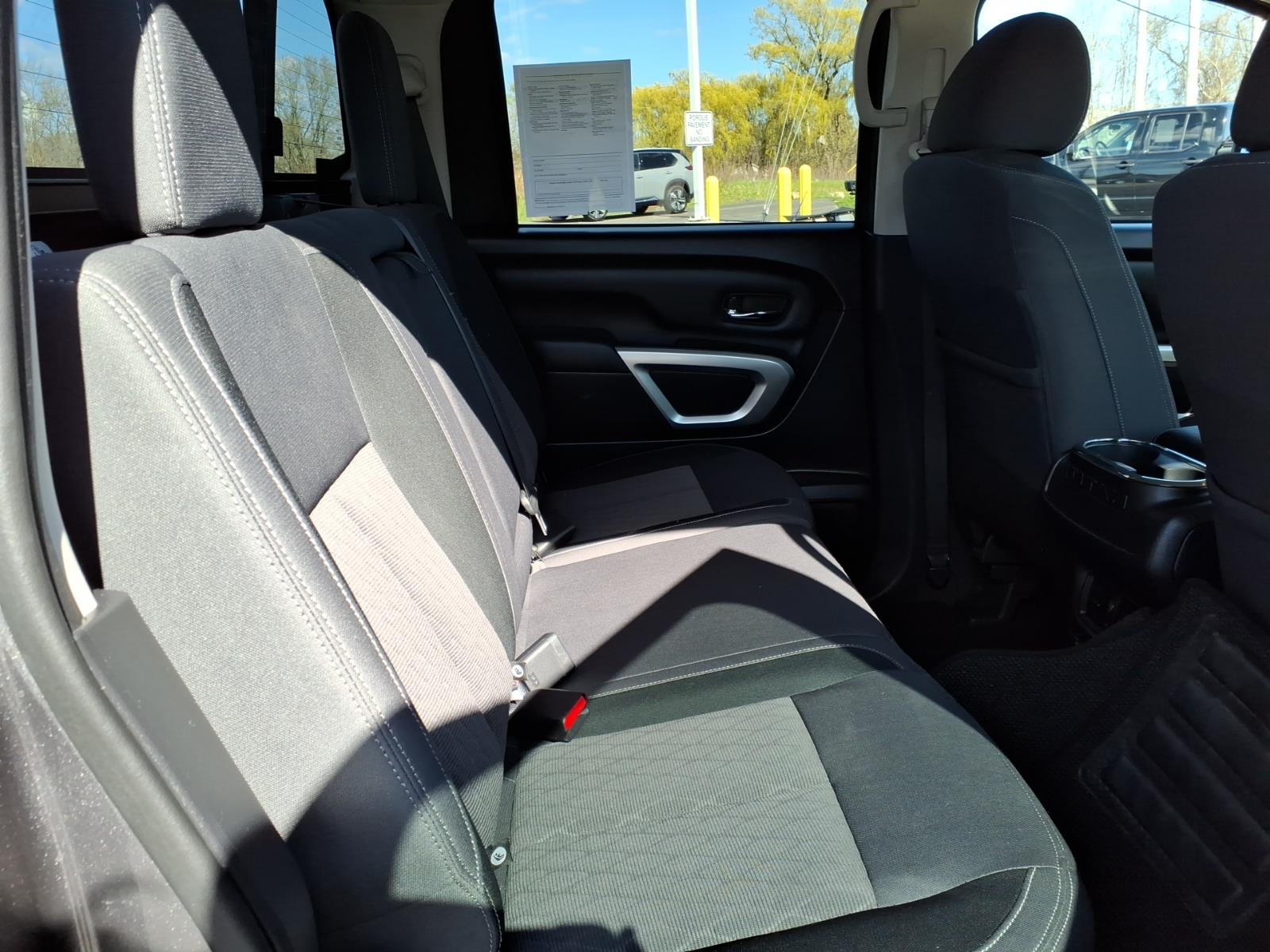 NissanTitan21