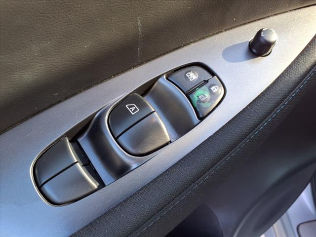 2022 Nissan LEAF S PLUS