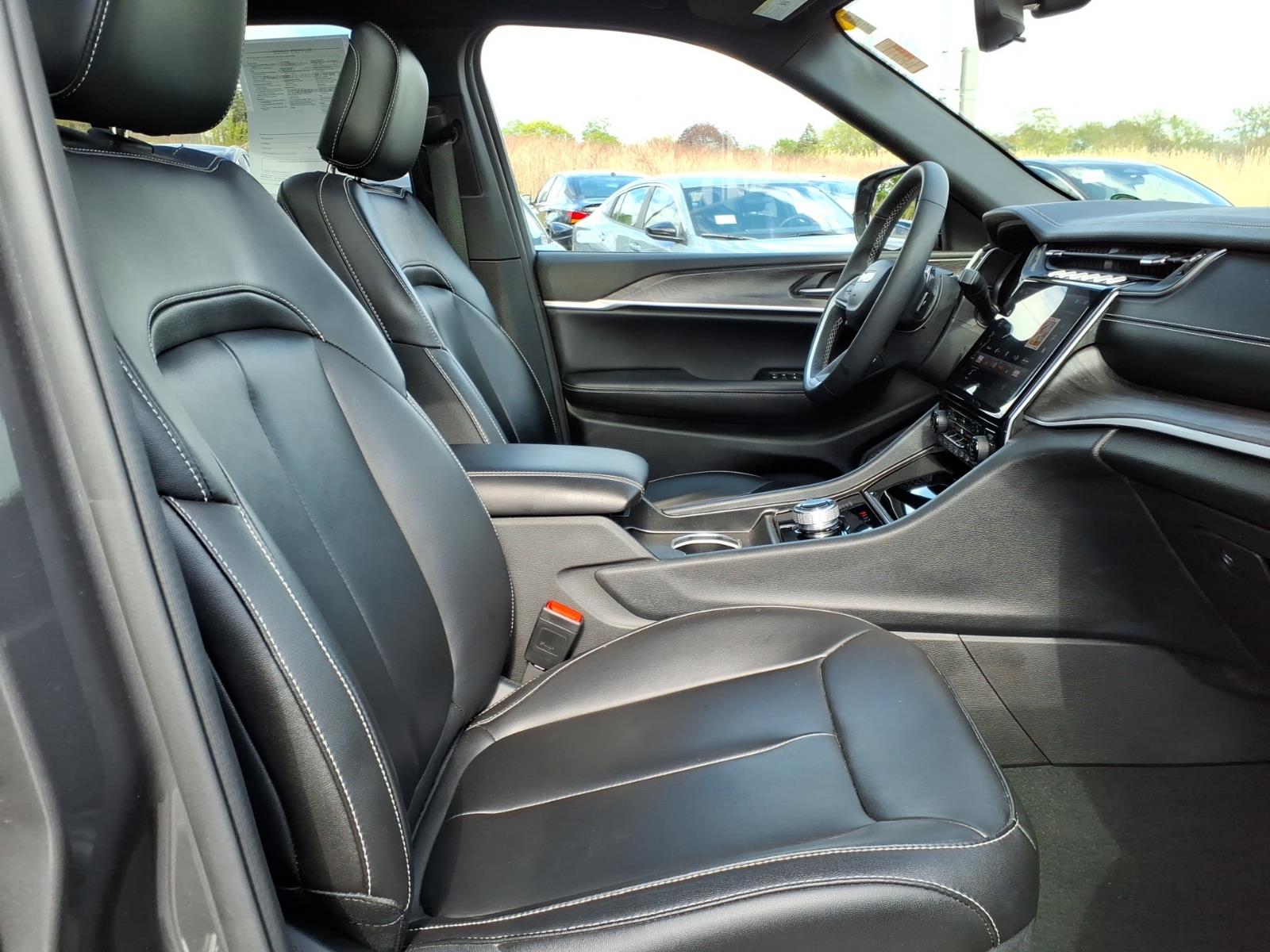JeepGrand Cherokee22