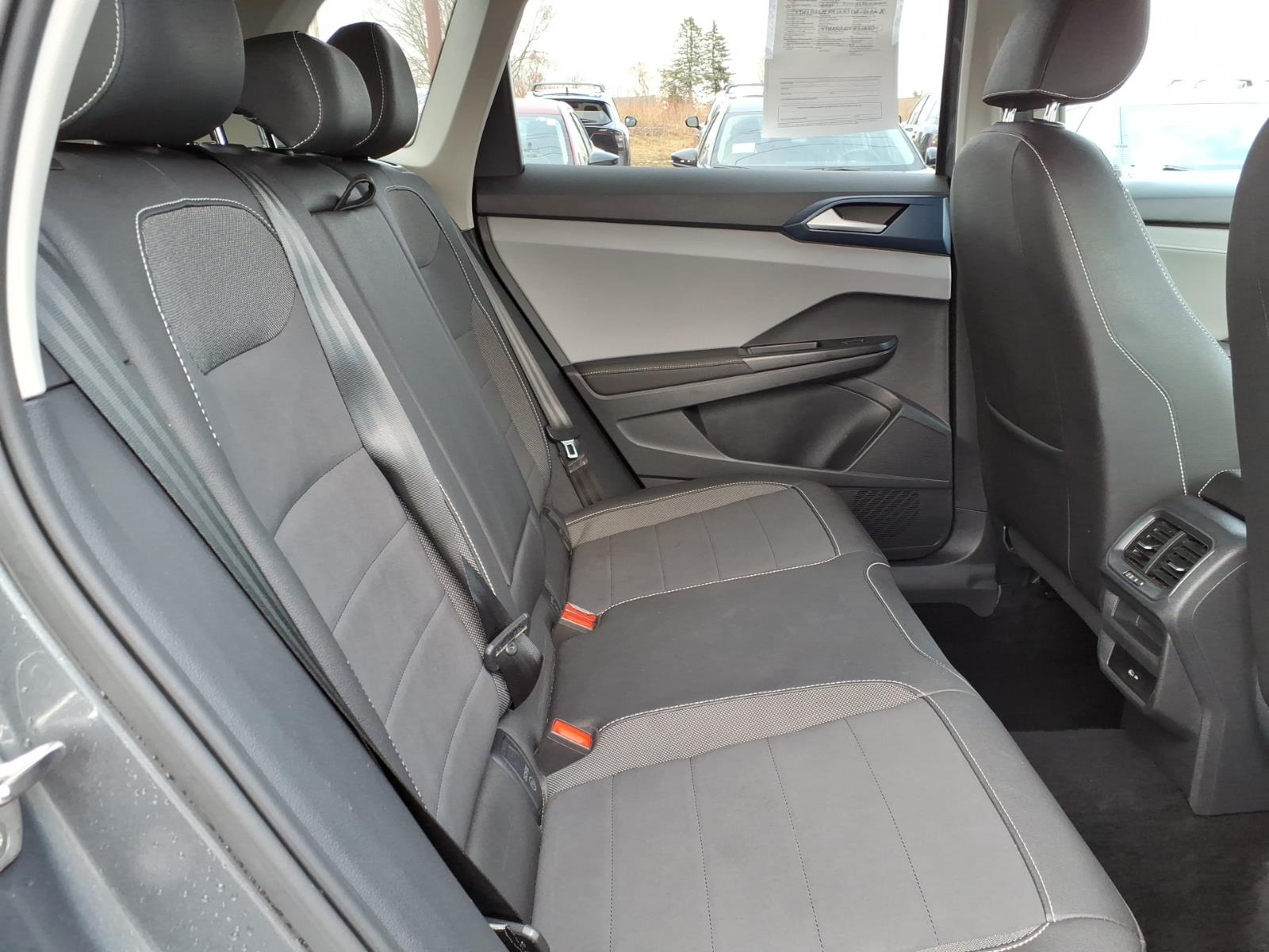 VolkswagenTaos23