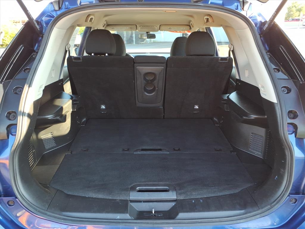 NissanRogue23