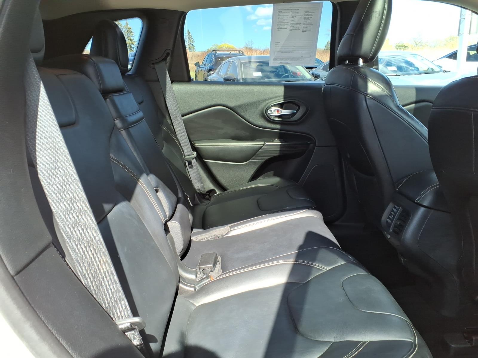 JeepCherokee24